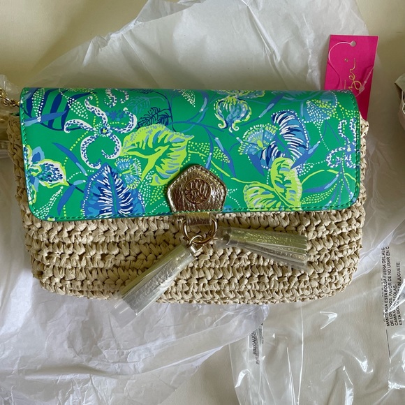 Lilly Pulitzer Crossbody Straw Clutch Botanical Green In a Flutter. - Picture 5 of 14